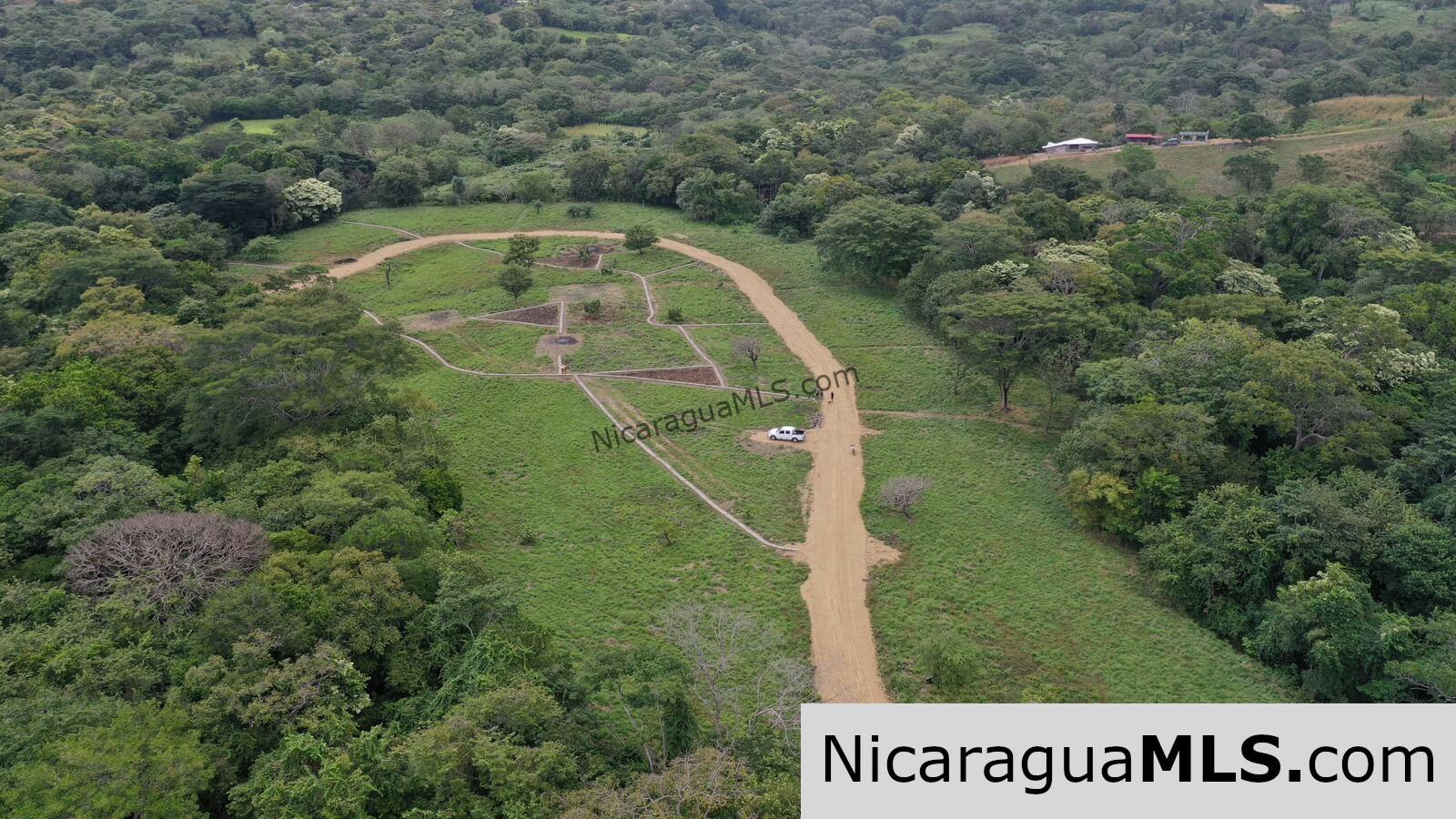 17 Acres Property with Investment Opportunity EL Oro - Image 7