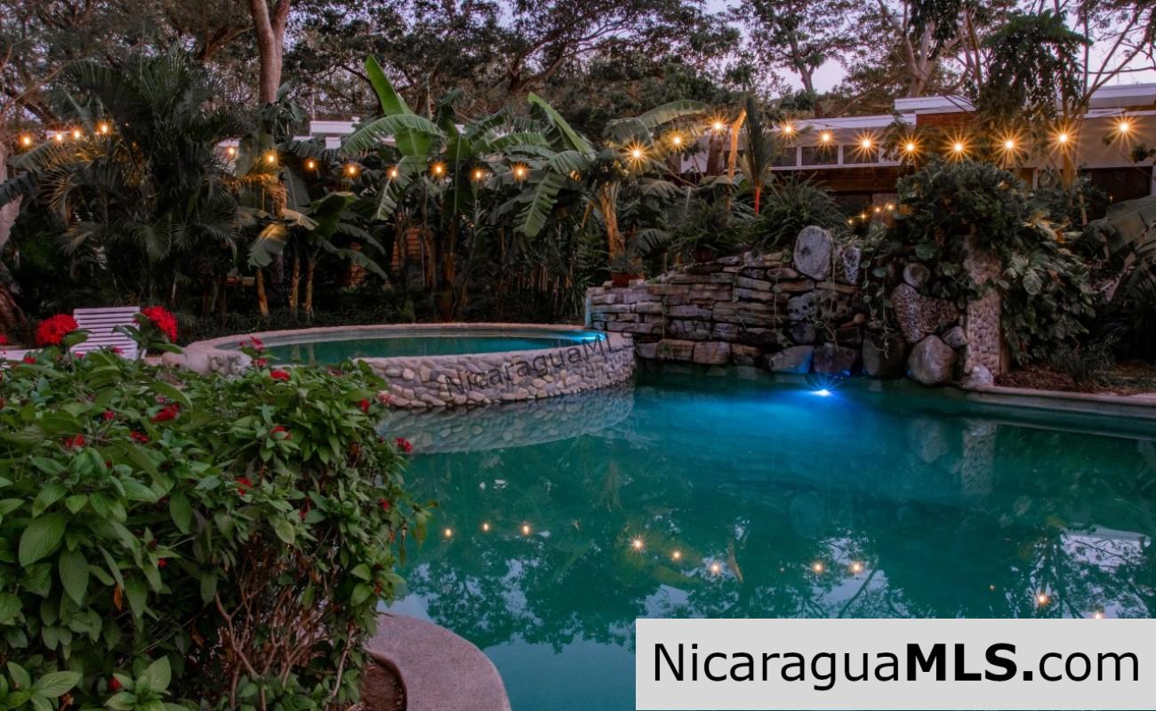 SOLD - Beach House Walking Distance to Ocean at Hacienda Iguana - Image 13