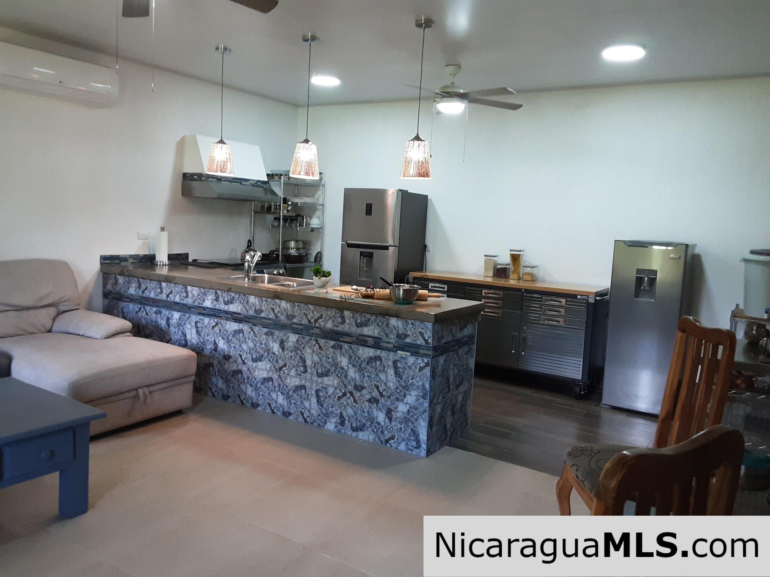 Beautiful House with 60 80 Fruits Tree in Rivas - Image 18
