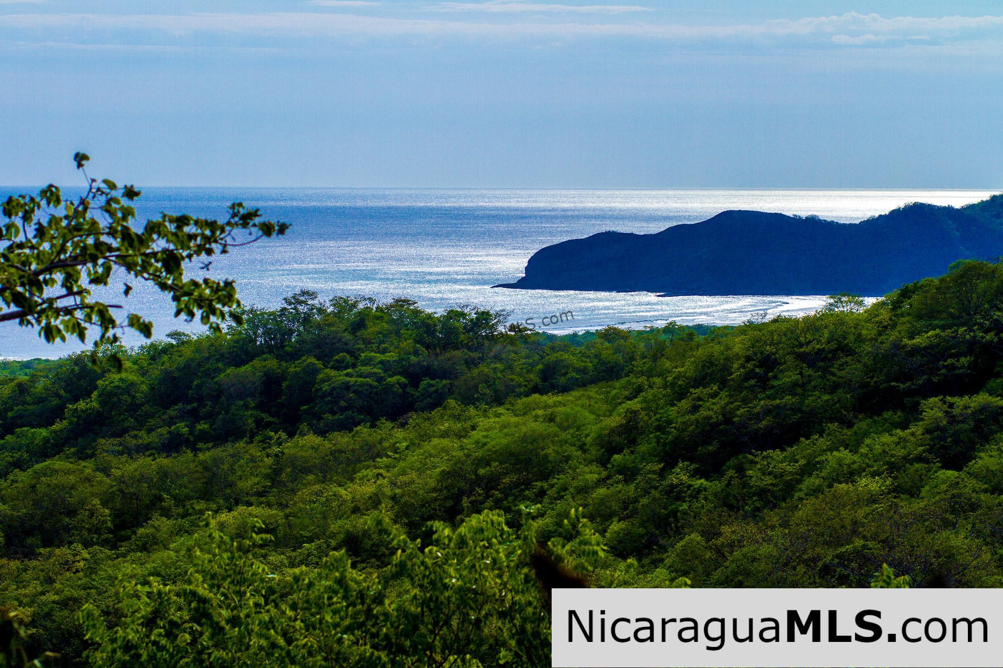 The Largest Beachfront Property in All of Tola Playa Icacal. - Image 15