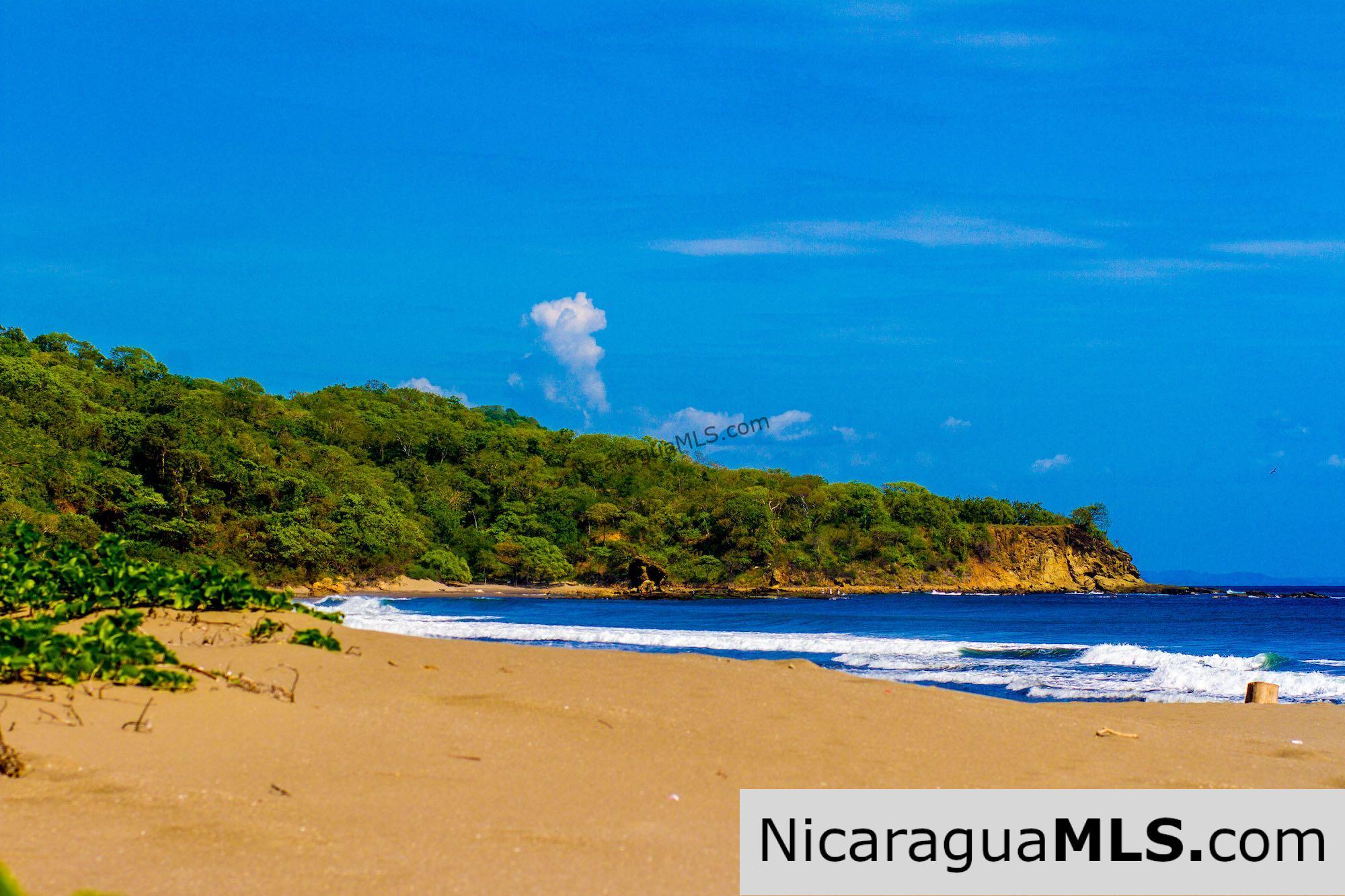 The Largest Beachfront Property in All of Tola Playa Icacal. - Image 12