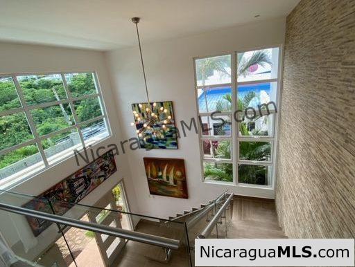 Luxurious House With Ocean View in San Juan Del Sur - Image 14