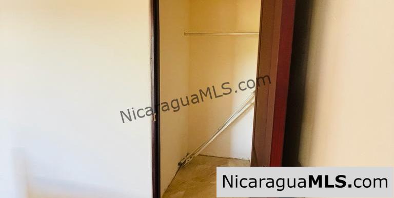 6.1 2 Bedroom Las Escadas Townhouse For Sale Close to Town - Image 9