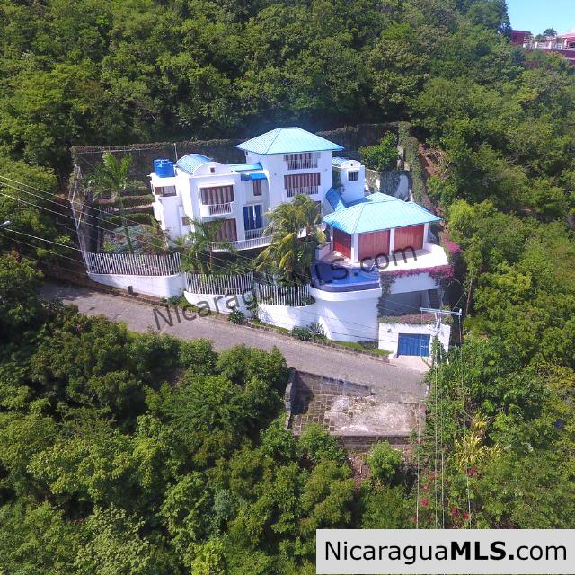 Price Reduced: Your Dream Oasis Awaits at Casa Maycita in San Juan del Sur!