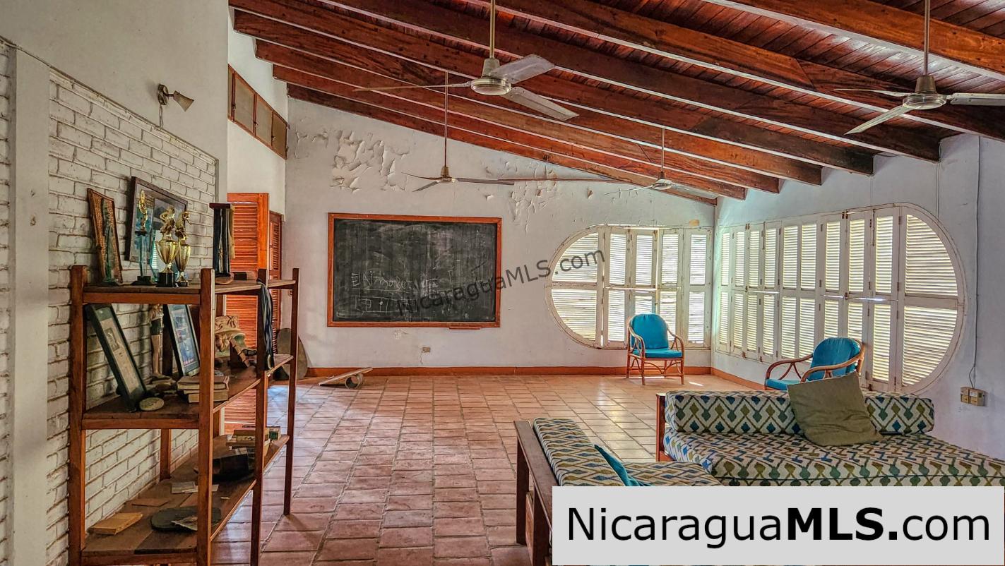 SOLD - Beachfront Corner In Town Exceptionally Large Commercial Property - Image 15