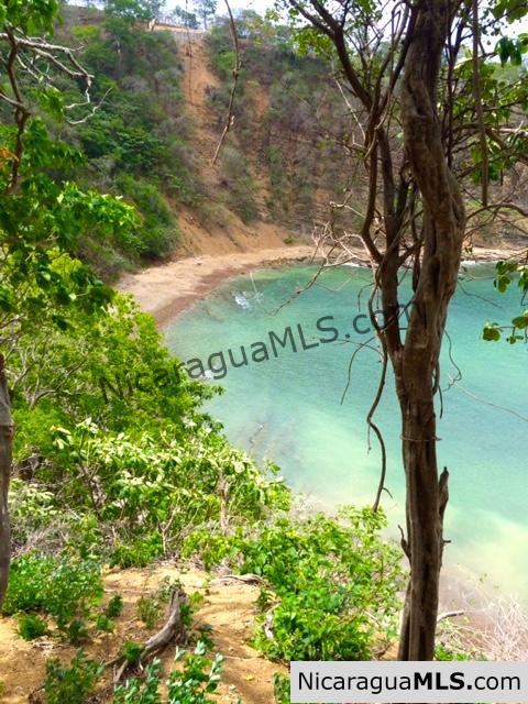 Amazing ocean views and walking distance to the beach - Image 4