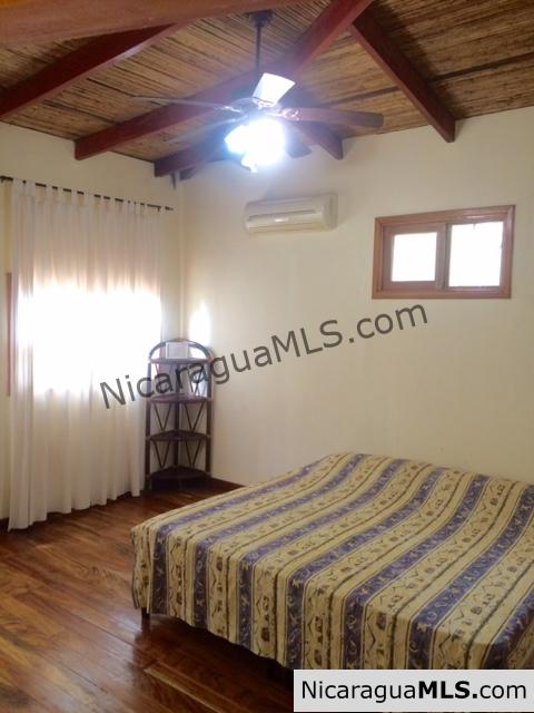 Marsella Ocean View House - Image 8