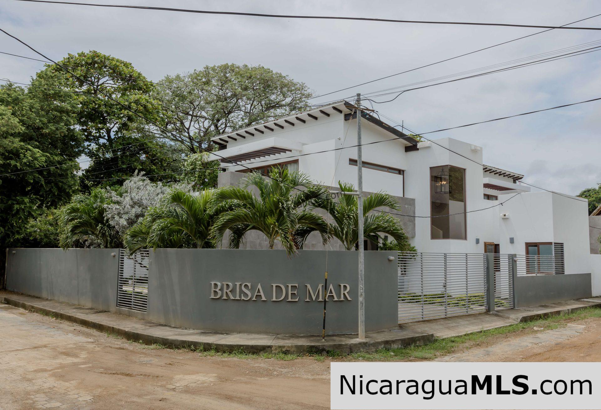 Casa Brisa de Mar in La Talanguera steps from the San Juan del Sur sand - Image 3