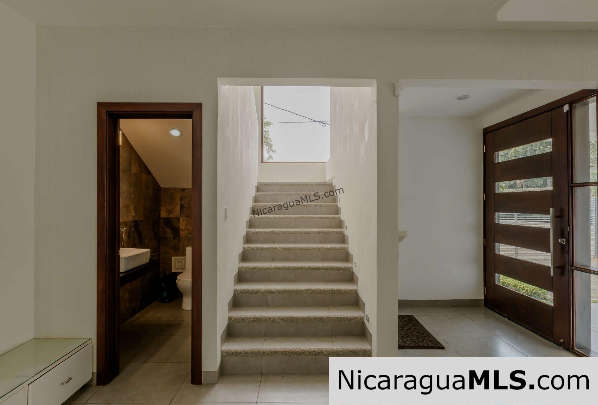 Casa Brisa de Mar in La Talanguera steps from the San Juan del Sur sand - Image 11