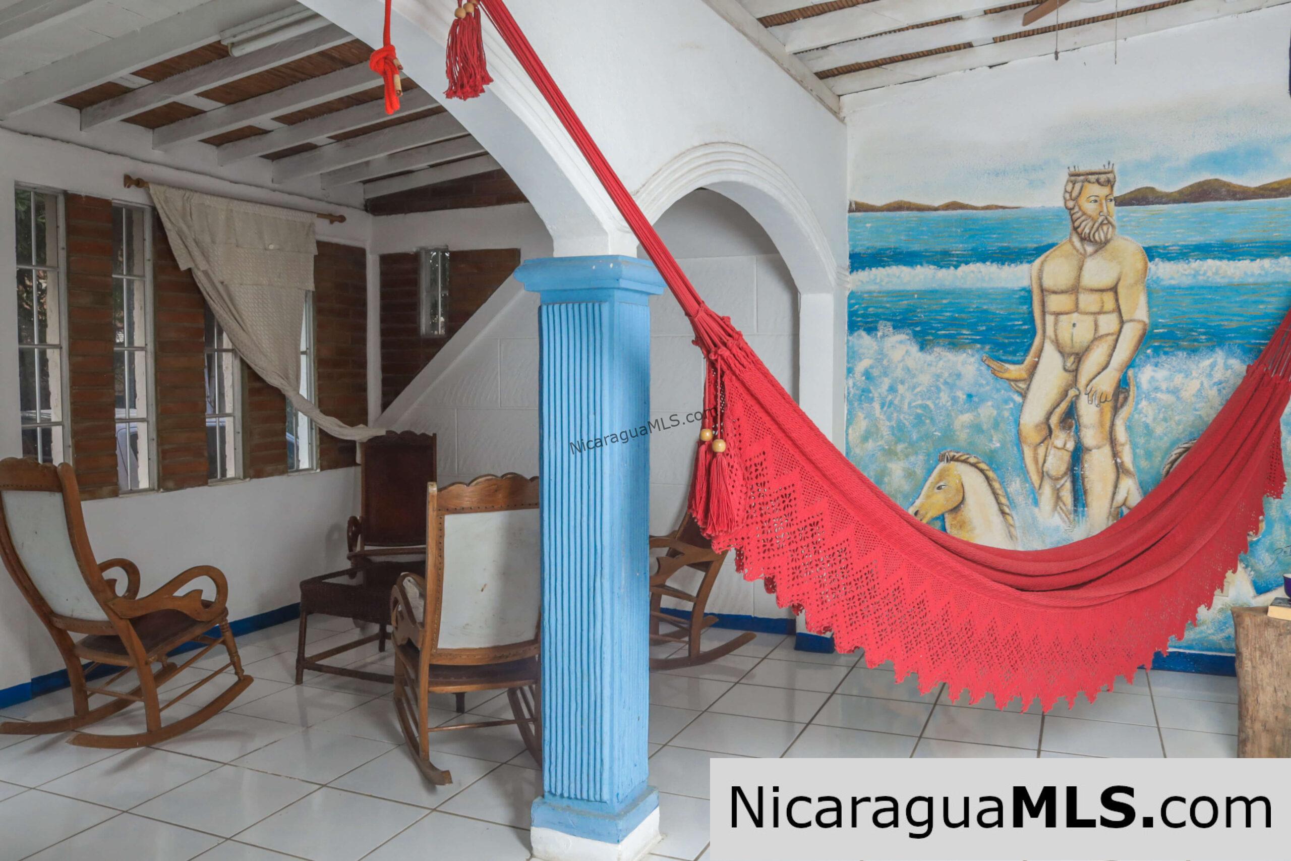 Casa Zeus in the â¤ï¸ of town - Image 4