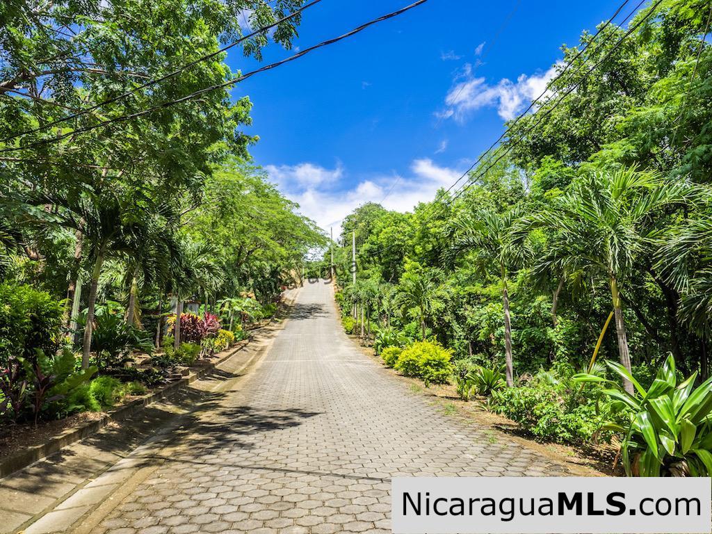 Cala Azul Ocean Front Lots For Sale in a Luxury Development - Image 16