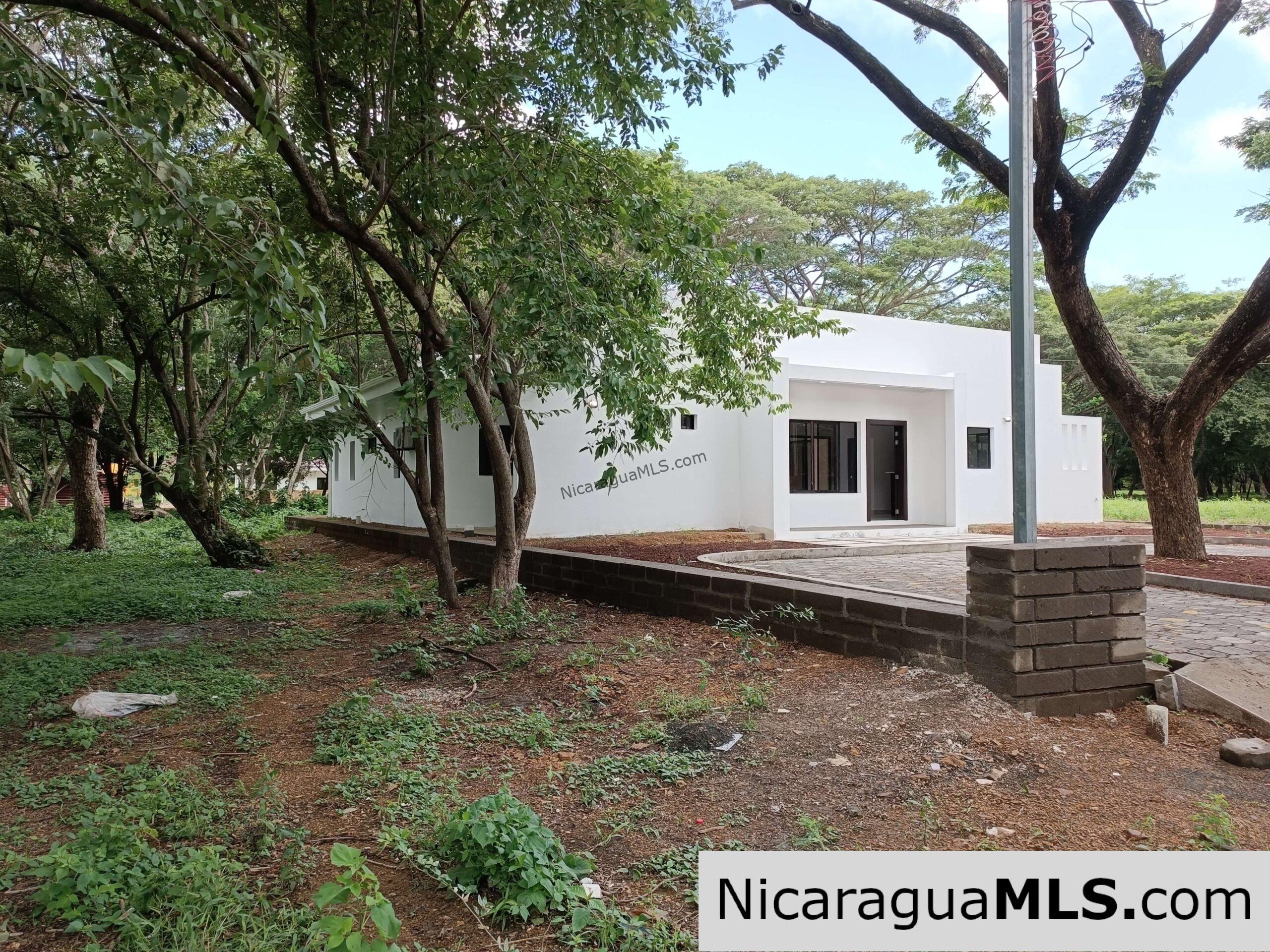 Casa Blanca a Brand New House At Bosques Del Mar - Image 3
