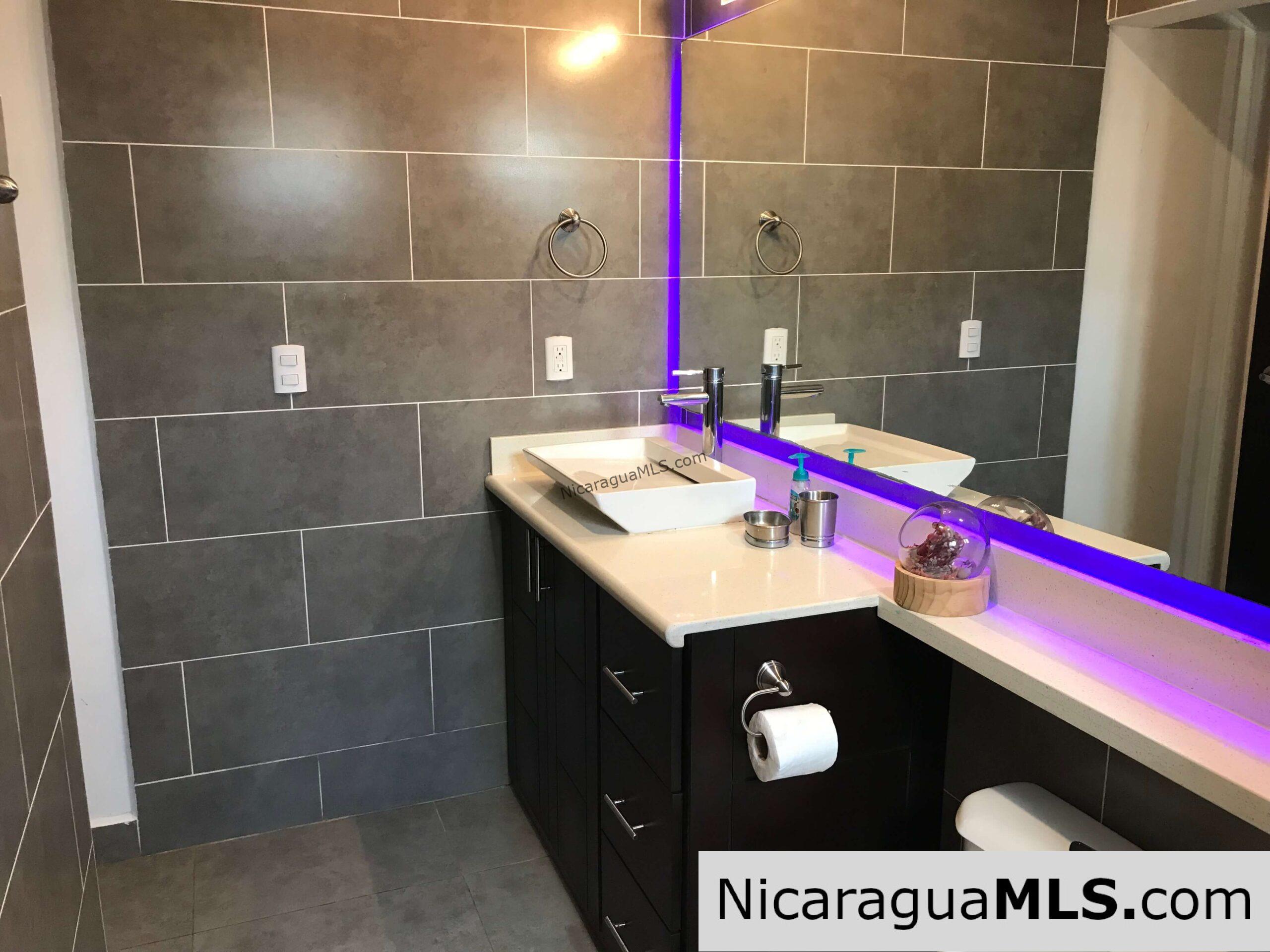 Beautiful house in Vistas de Miramar, fully furnished and reduced price. - Image 18