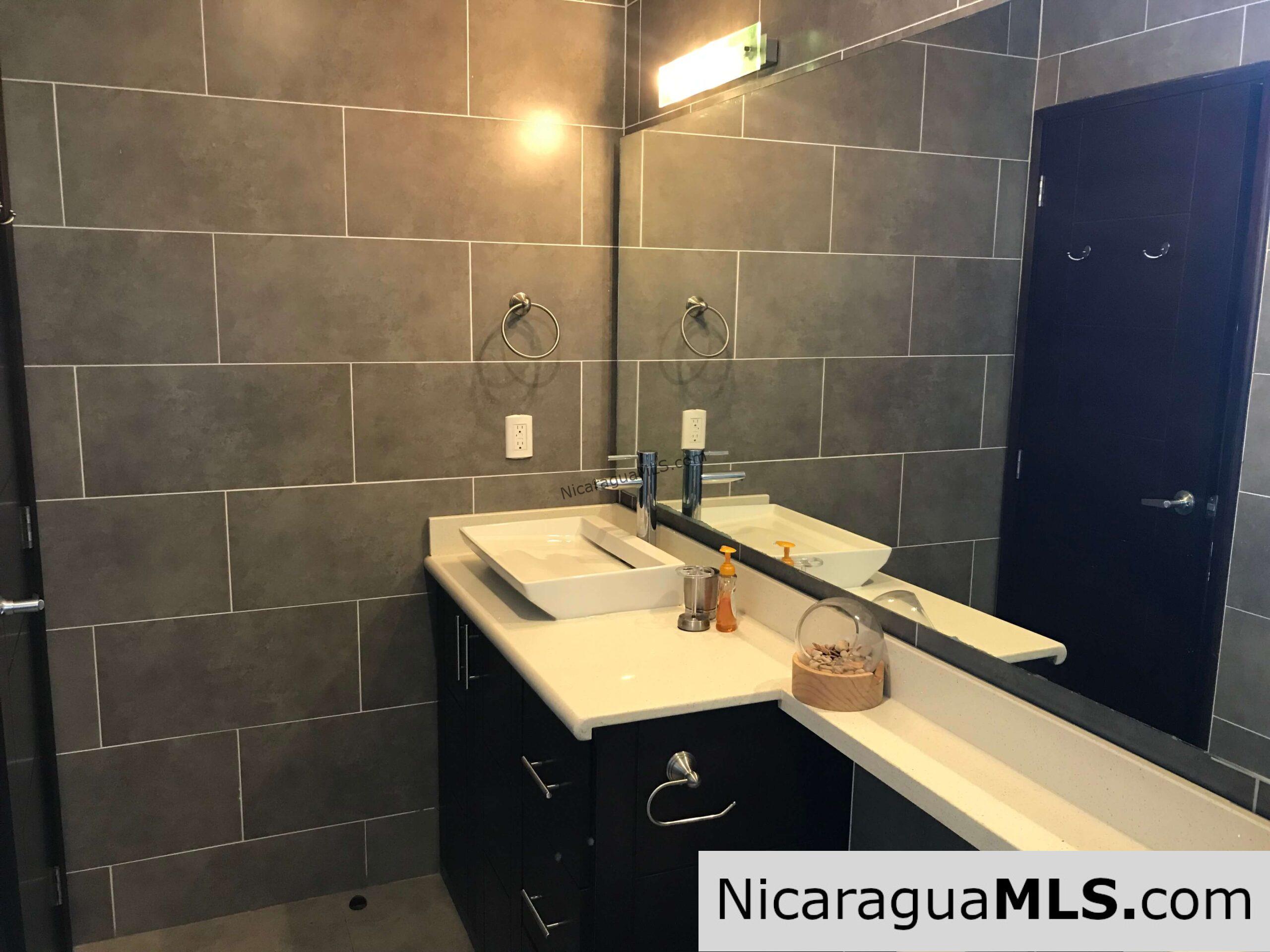 Beautiful house in Vistas de Miramar, fully furnished and reduced price. - Image 19
