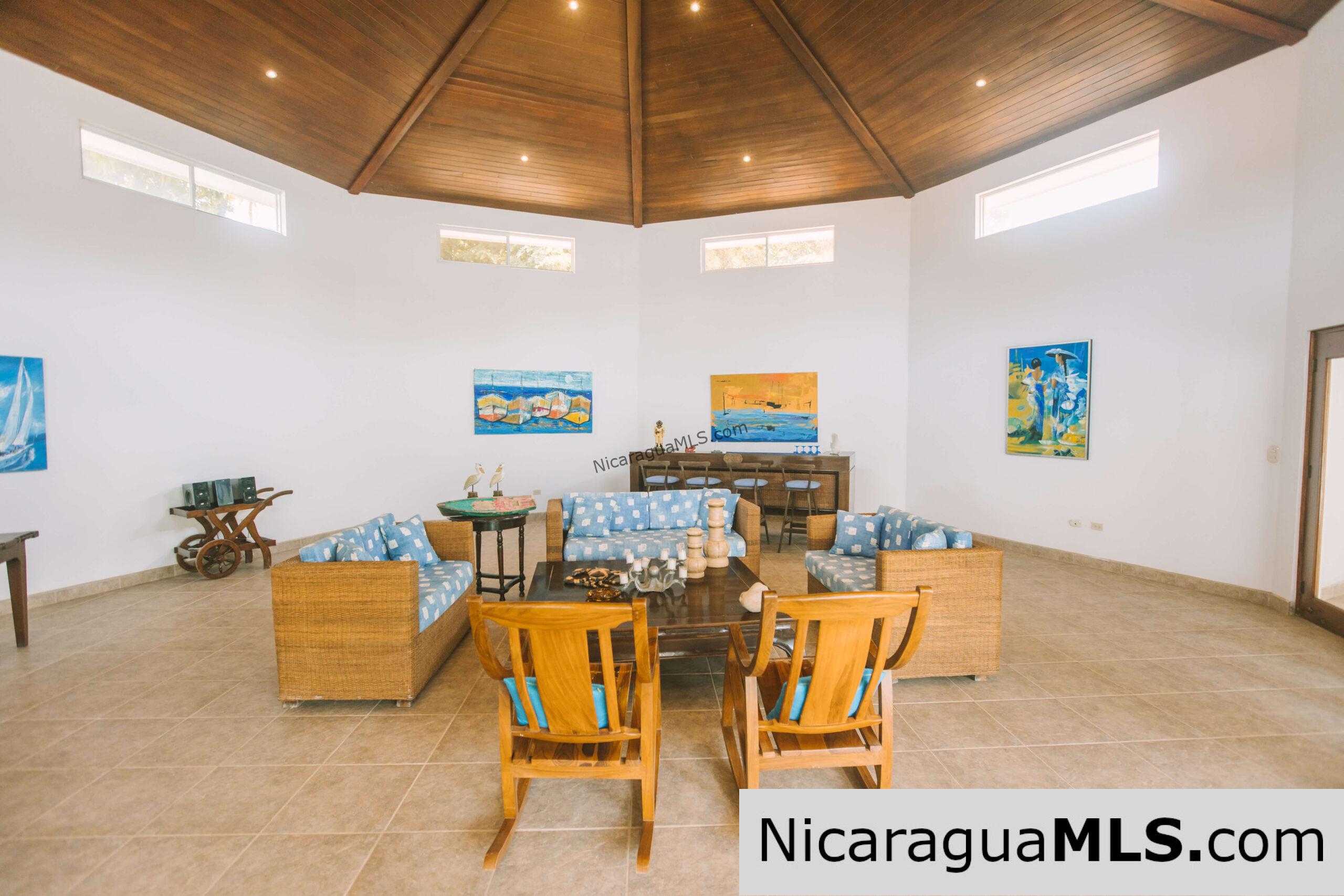 Two-Story House in La Talanguera - Image 19