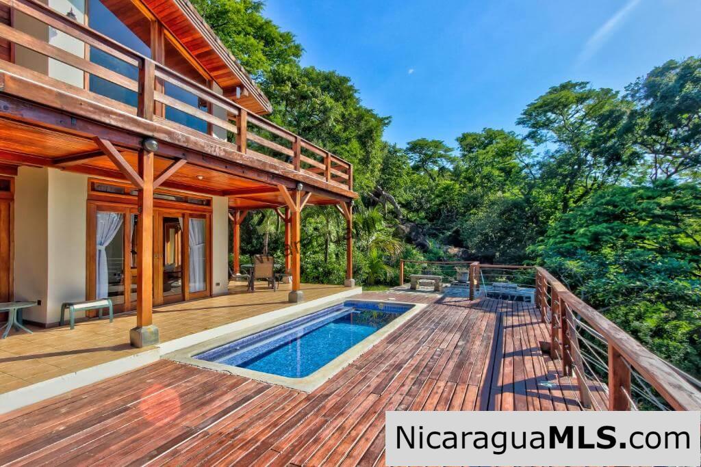 Vista Bahia, four bedroom house in Redonda Bay - Image 17