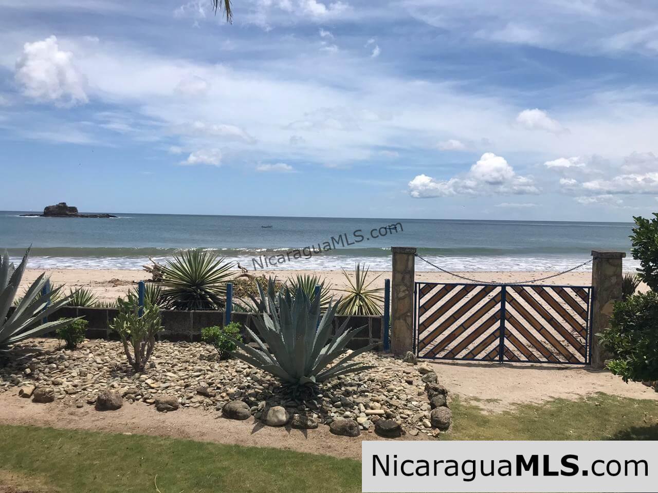 SOLD - Beach Front House in Playa Marsella - Image 6