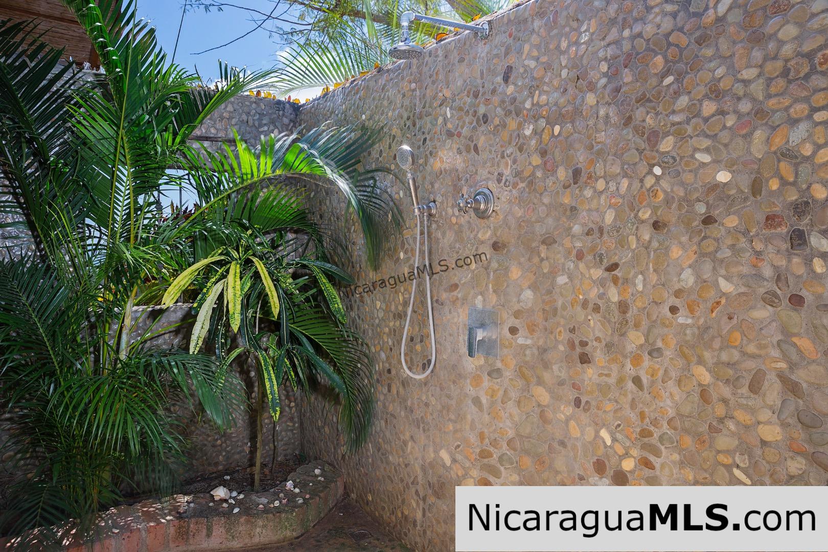 Luxury living at Villa Guayacan - Image 16