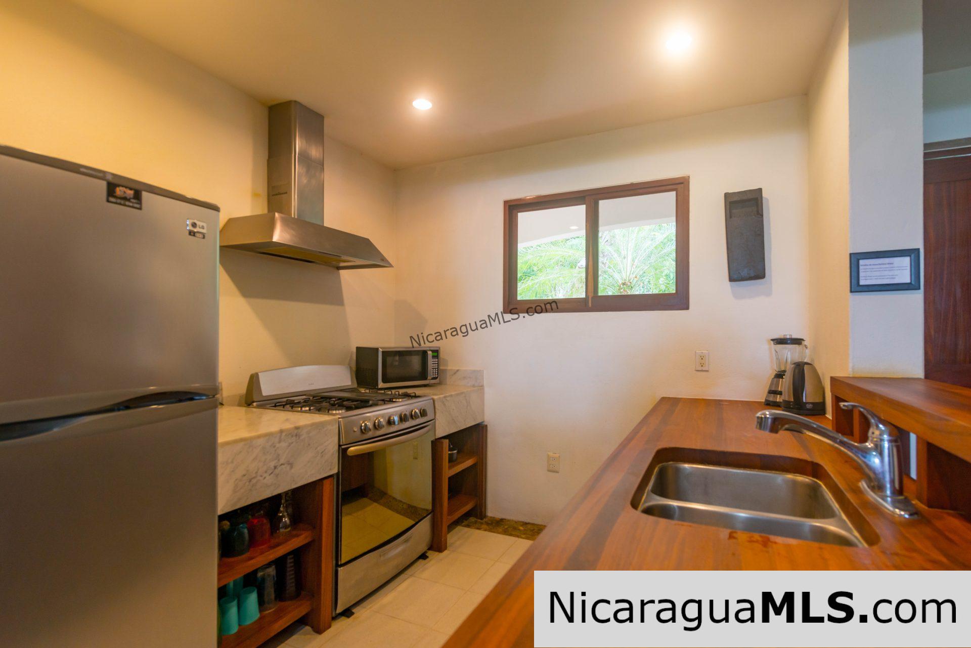 Townhouse 17 in Playa El Coco Nicaragua - Image 6