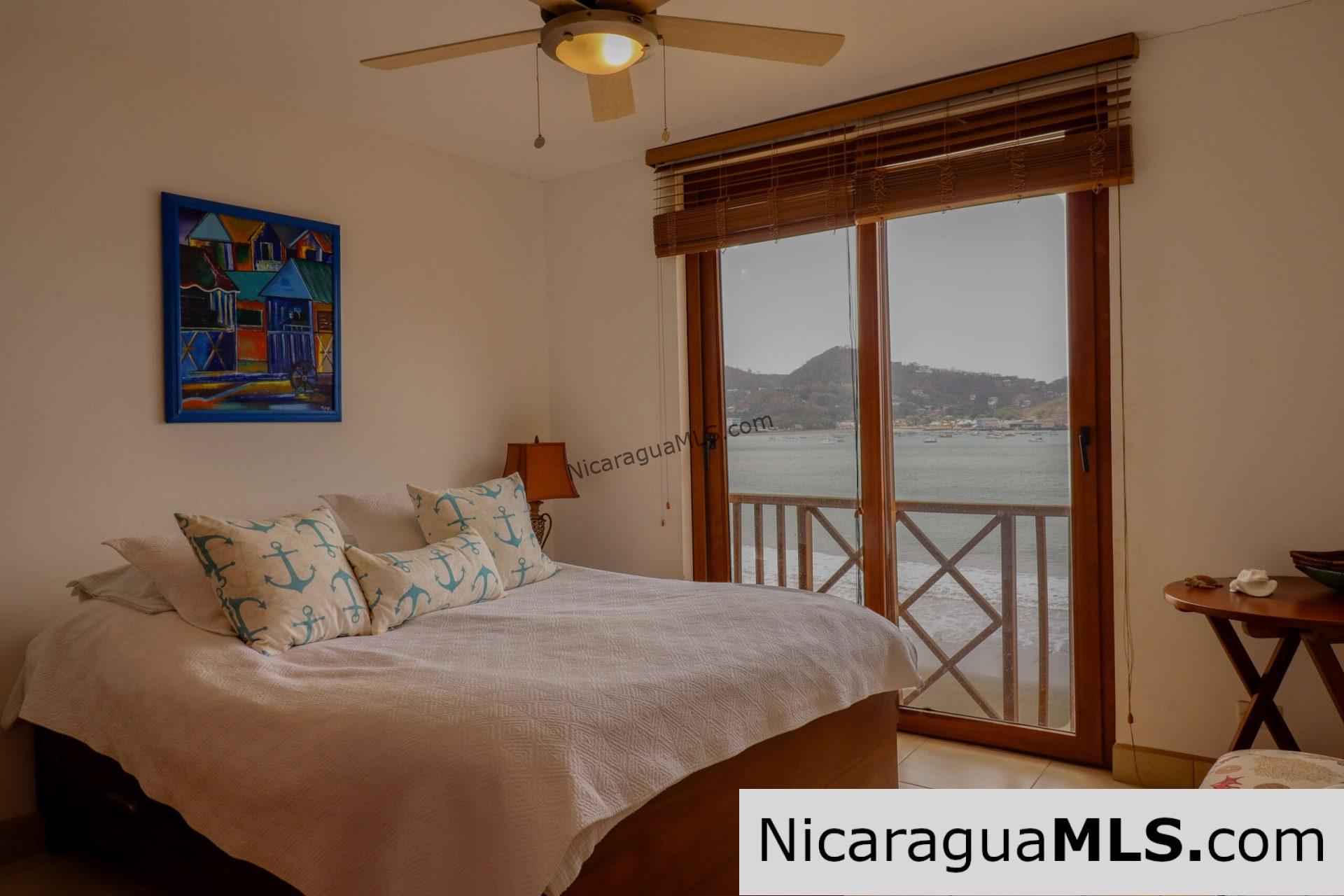 Condo 601C, Beachfront in Town - Image 17
