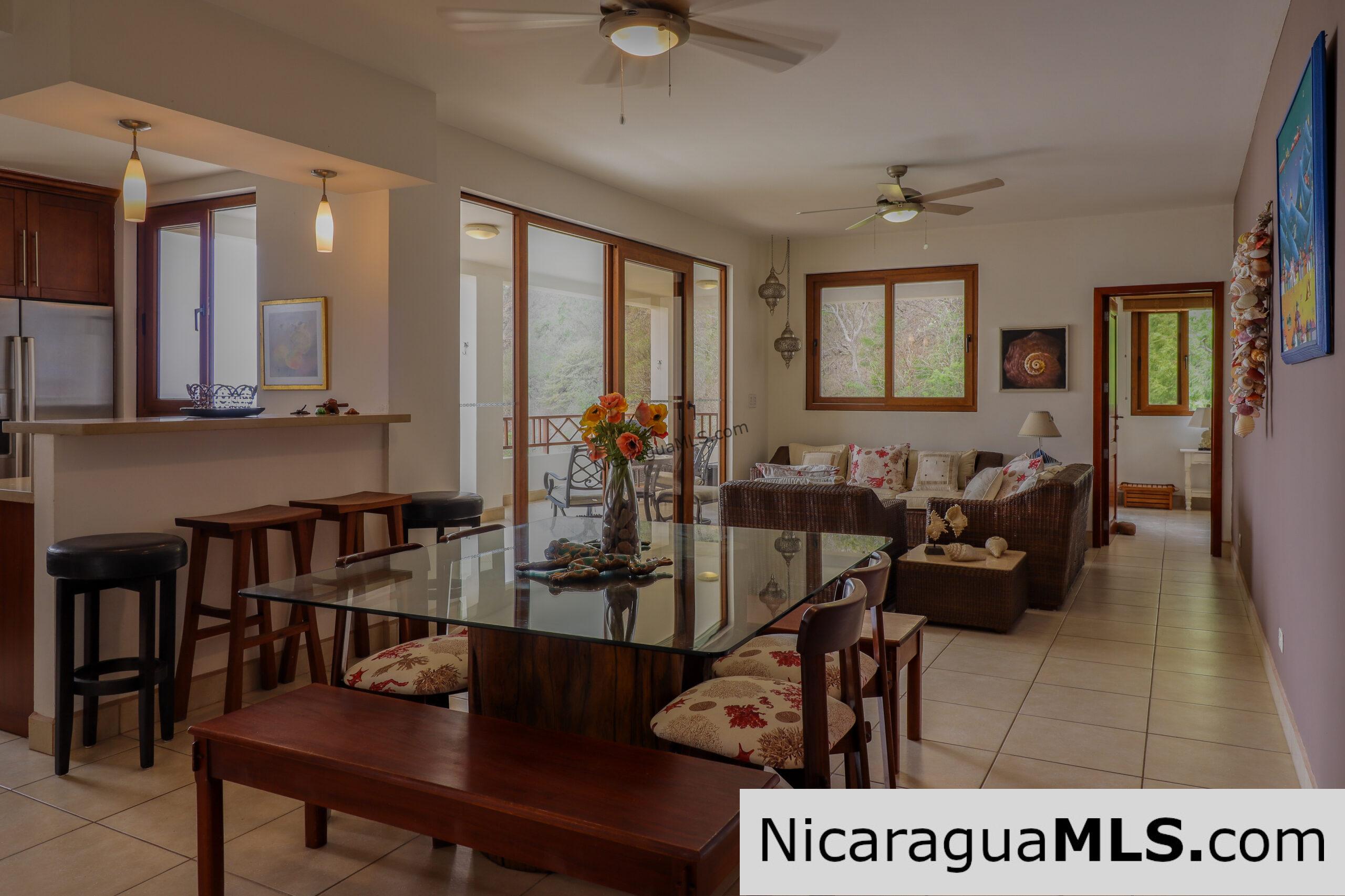Condo 601C, Beachfront in Town - Image 6