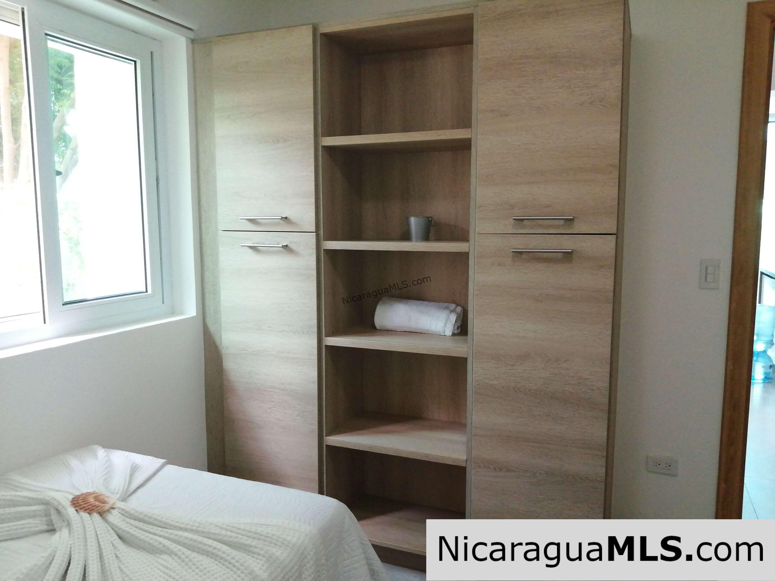 Modern Apartment near the center of town! - Image 9