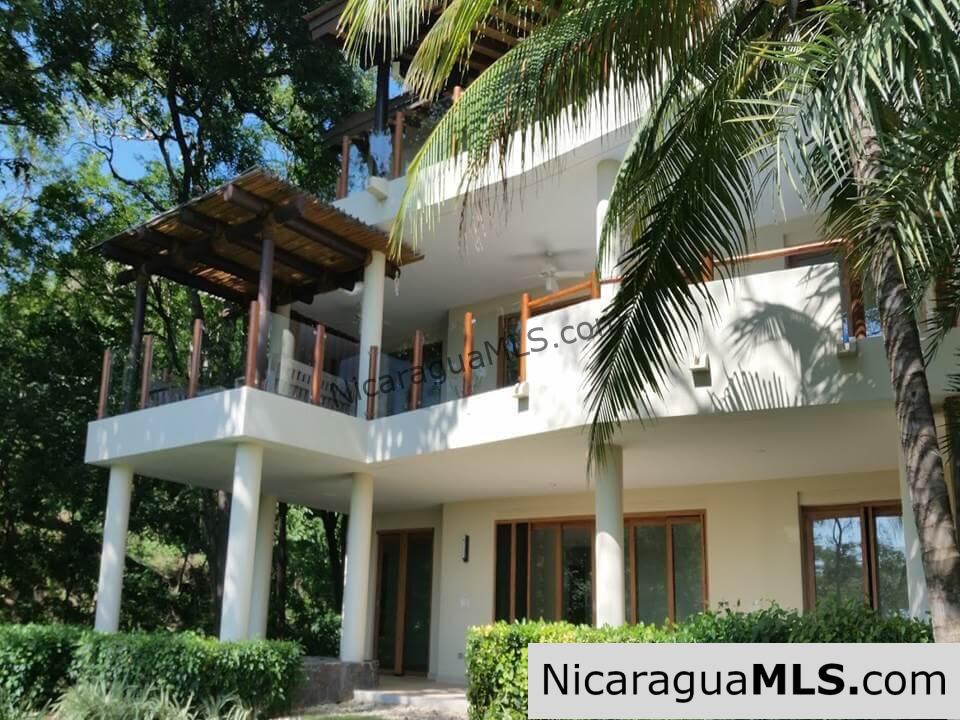 Condo C2 in Guacalito de la Isla! - Image 4