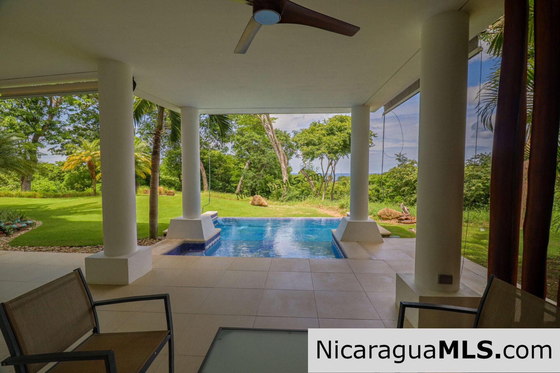 Condo F2 in Las Terrazas, Guacalito de la Isla - Image 4