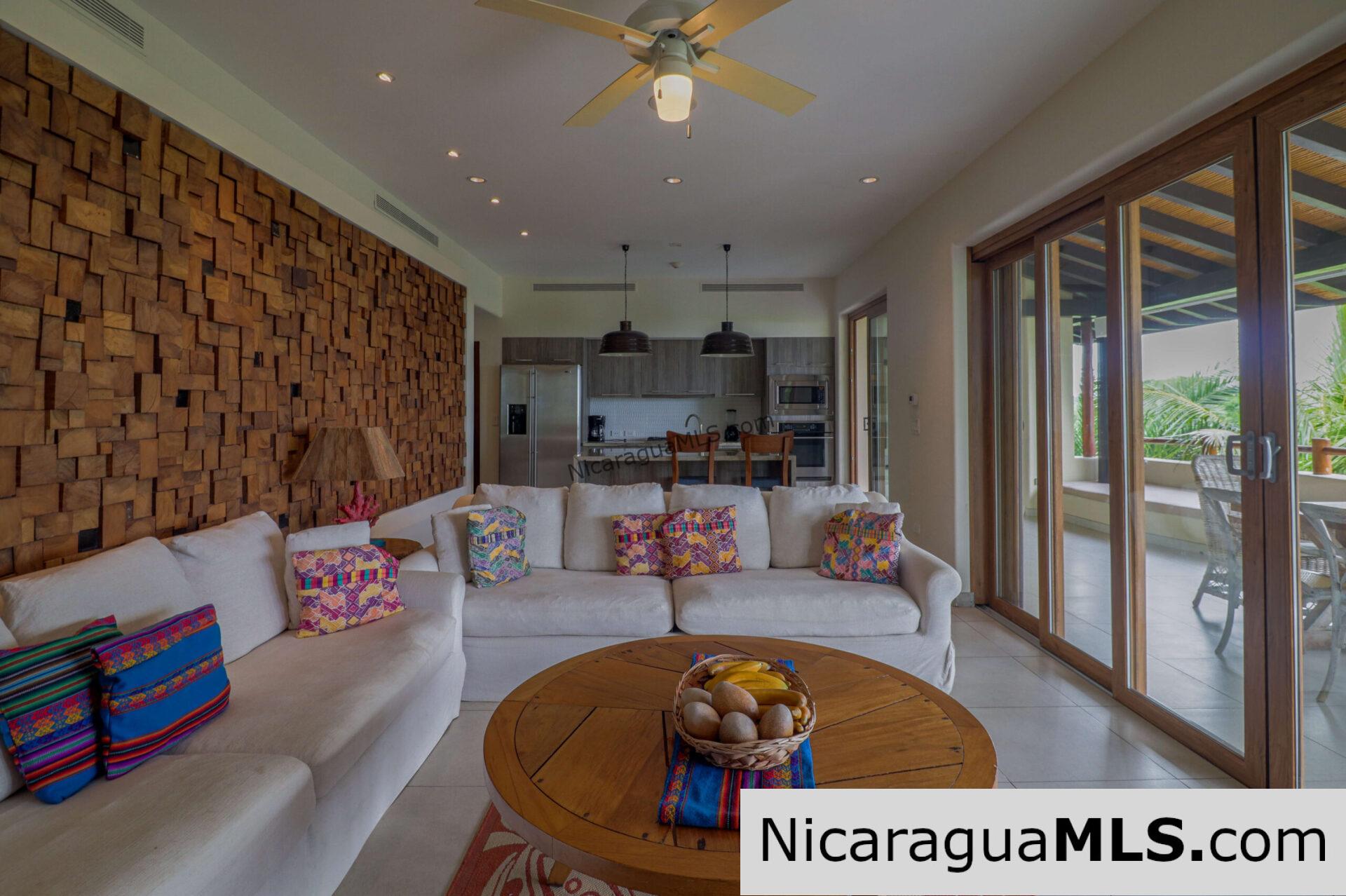 Penthouse Condo F6 in Guacalito de la Isla - Image 8