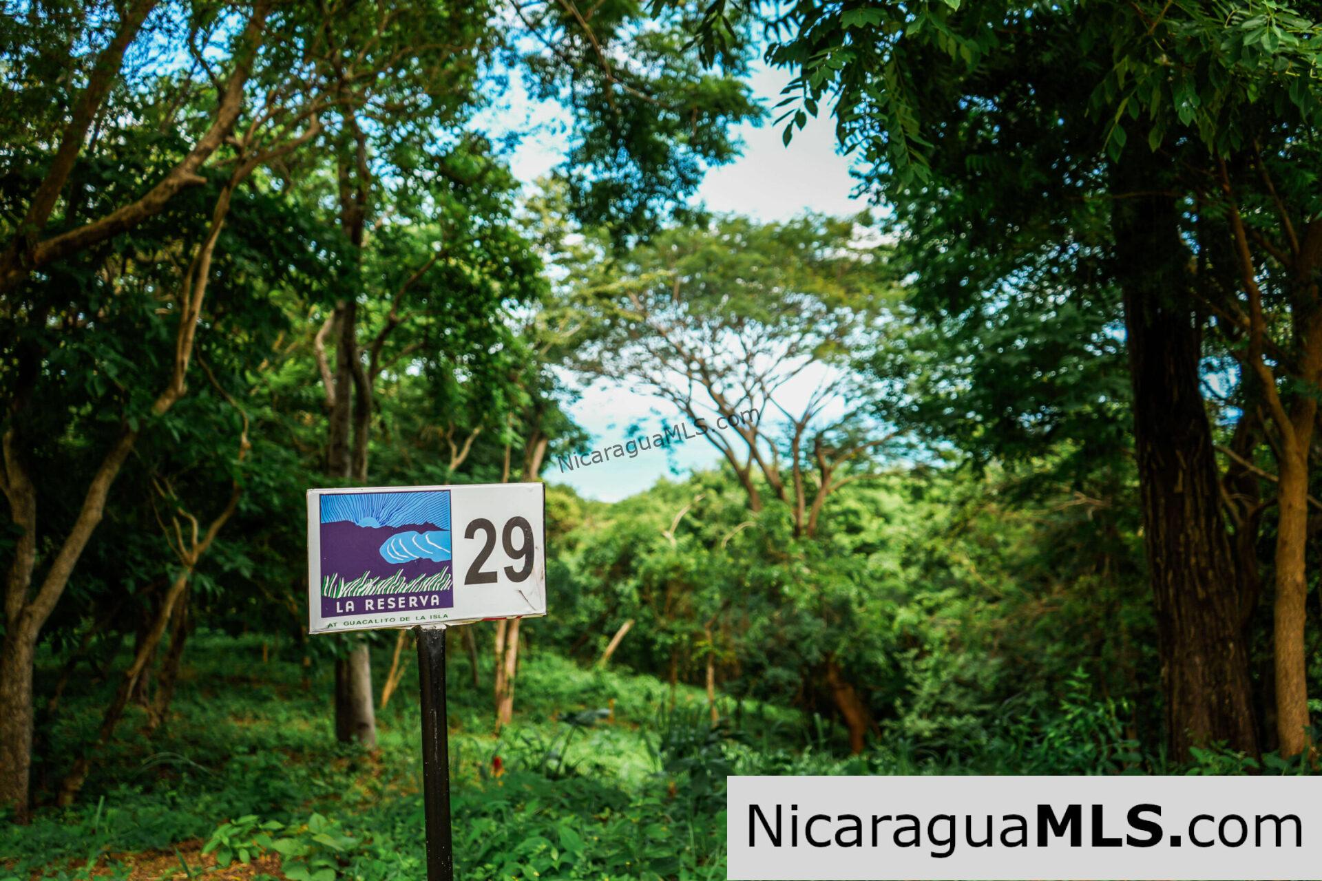 Lots available in Guacalito de la Isla, In Reserve I. Tola-Nicaragua - Image 10