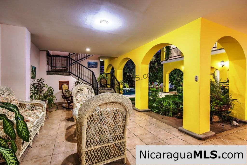 Las Palmas 5 Bedroom House for Rent in San Juan del Sur - Image 4