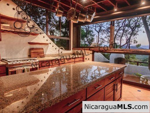 Luxury Off Grid Jungle Oasis in San Juan Del Sur Nicaragua - Image 16