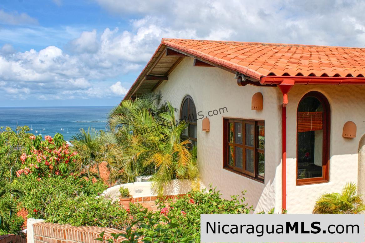 SOLD - Casa Fantasia Pelican Eyes Ocean View Top of Hill - Image 2