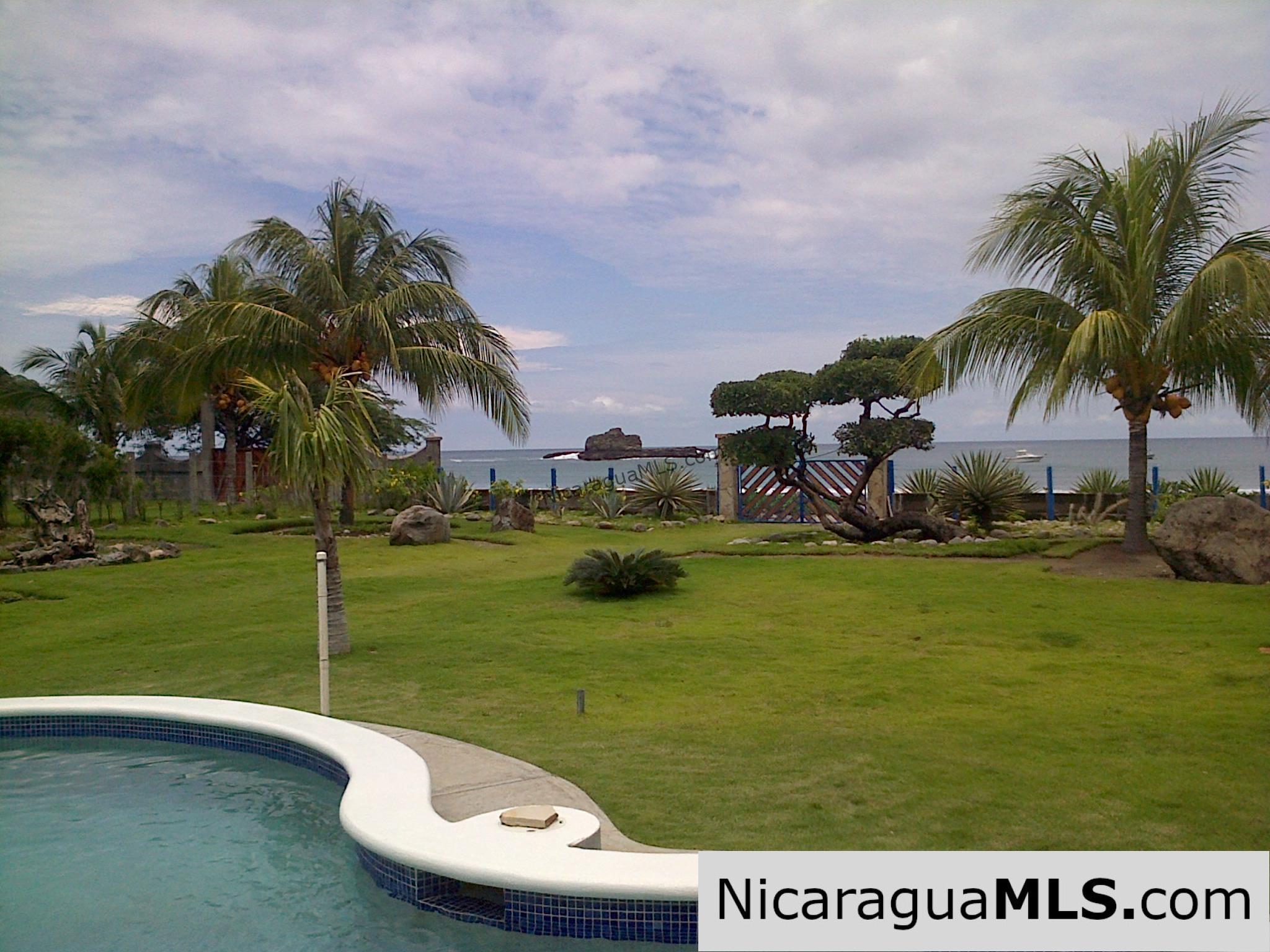 SOLD - Villa Tamarindo Beach Front House in San Juan del Sur on Playa Marsella - Image 4