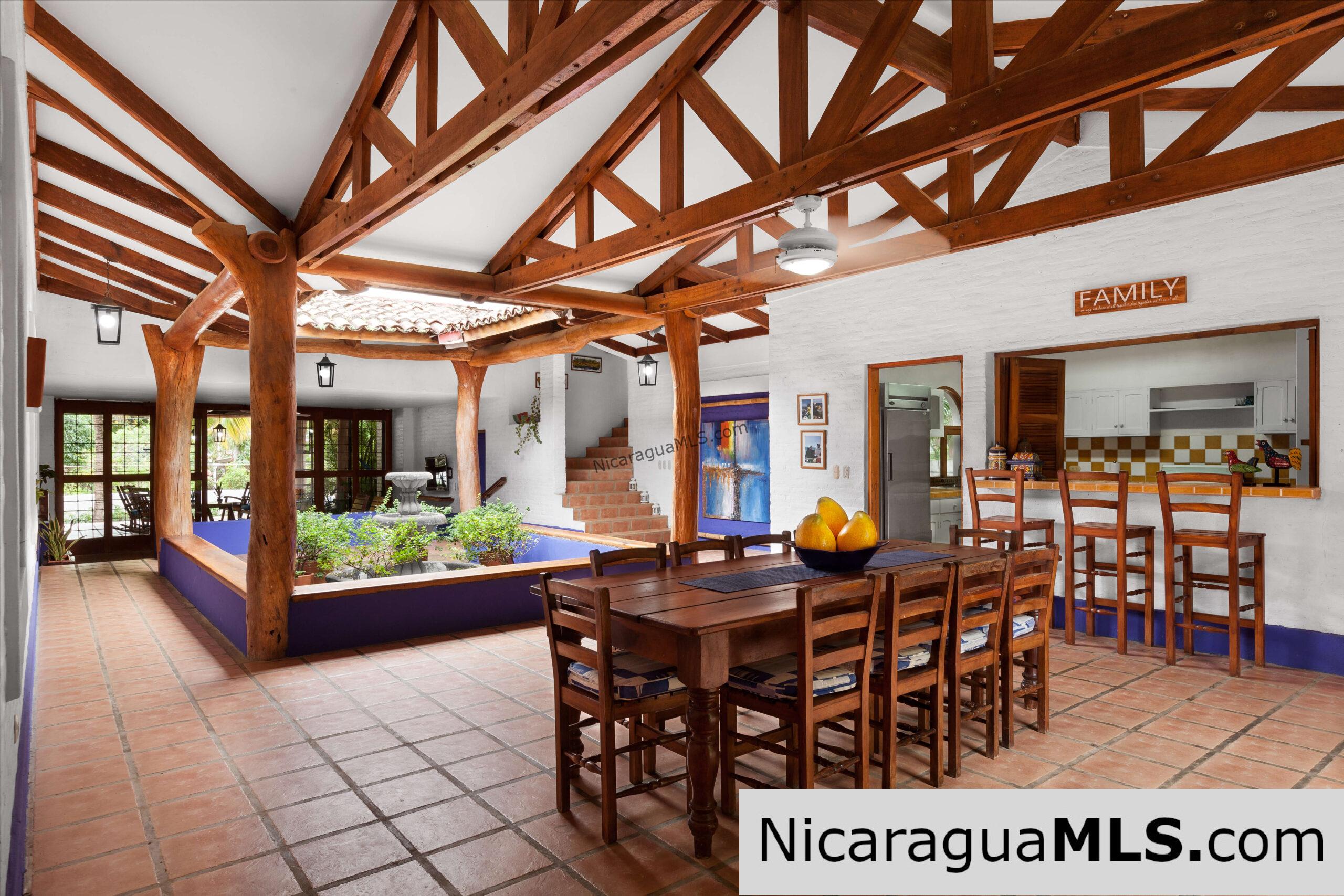 Casa Blu, a hacienda-style home near the beach. - Image 4