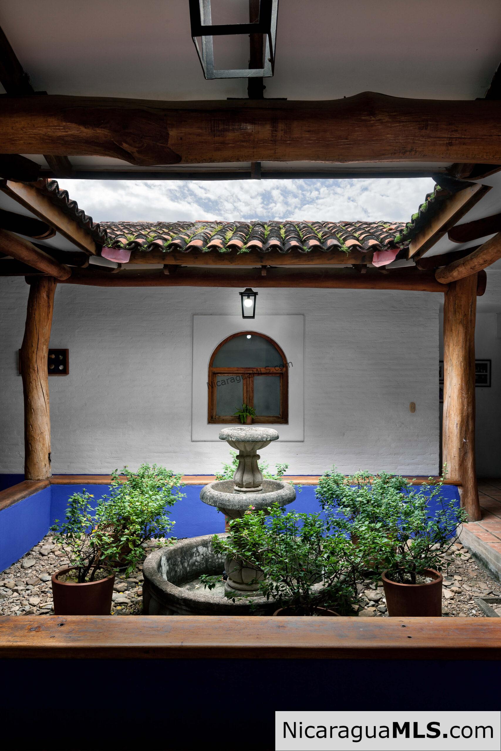 Casa Blu, a hacienda-style home near the beach. - Image 9
