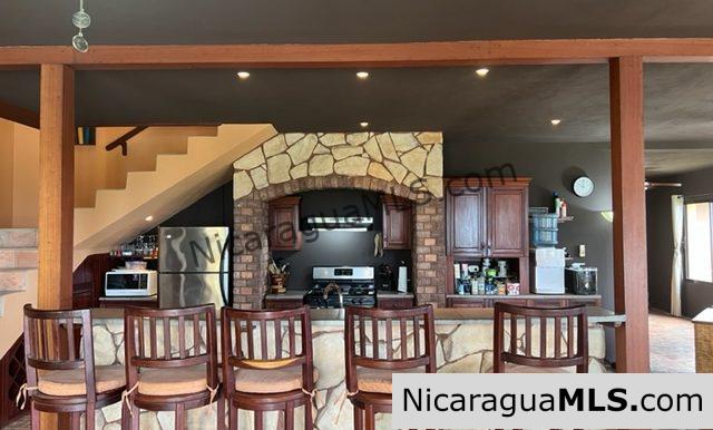 SOLD - Escaleras Home High on the Hills East Of San Juan del Sur - Image 4