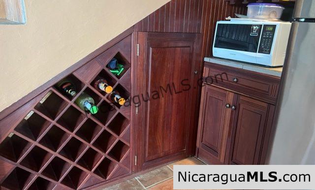 SOLD - Escaleras Home High on the Hills East Of San Juan del Sur - Image 9