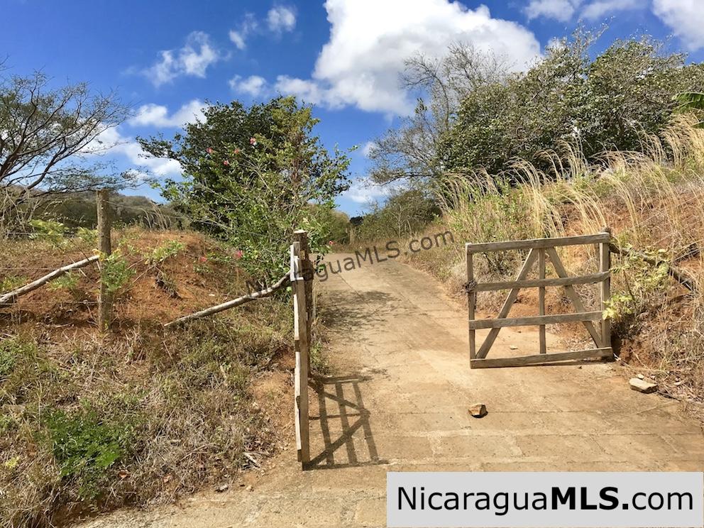 Ocean view fixer upper on almost 5 Acres - Image 5