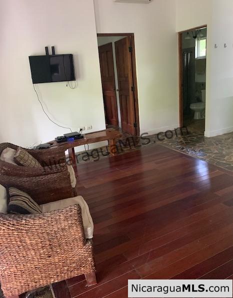 Bungalow Just Outside San Juan del Sur - Image 9