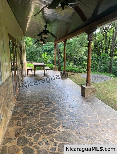 Bungalow Just Outside San Juan del Sur - Image 10