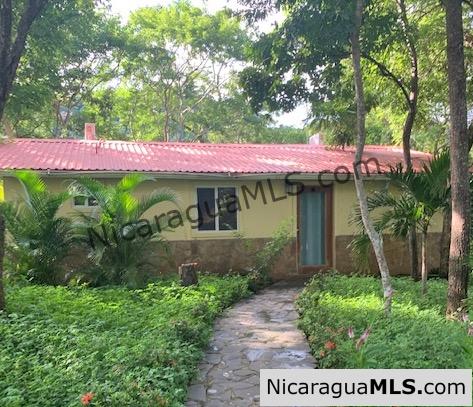 Bungalow Just Outside San Juan del Sur - Image 13