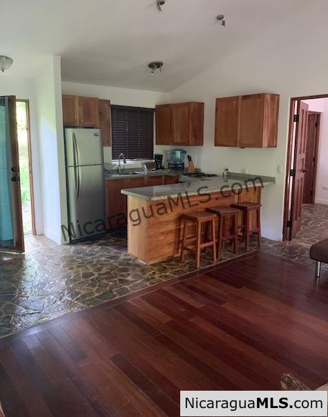 Bungalow Just Outside San Juan del Sur - Image 16