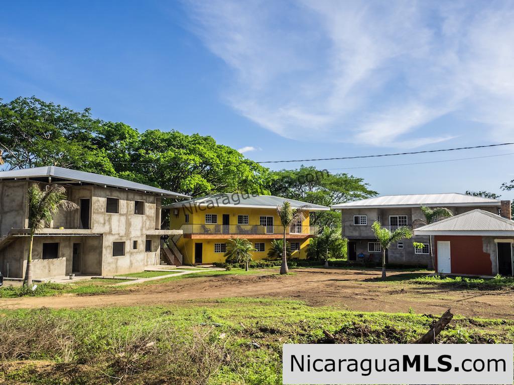 2 Bedroom 2 Story Townhouse Style Condo for Rent in Las Escadas - Image 10