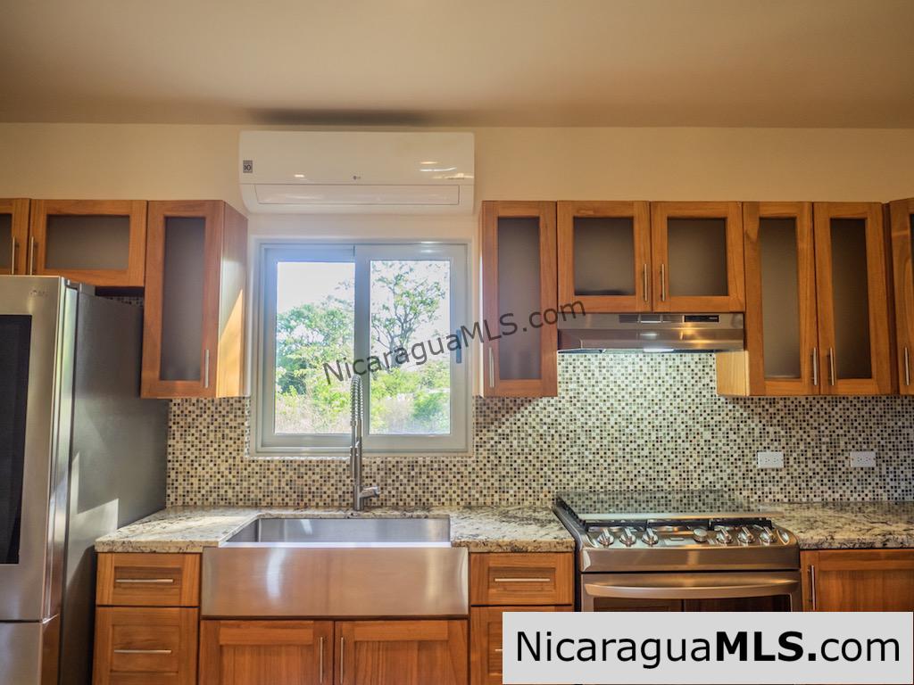 6.2 2 Bedroom Ground Level Apartment for Rent at Las Escadas - Image 8