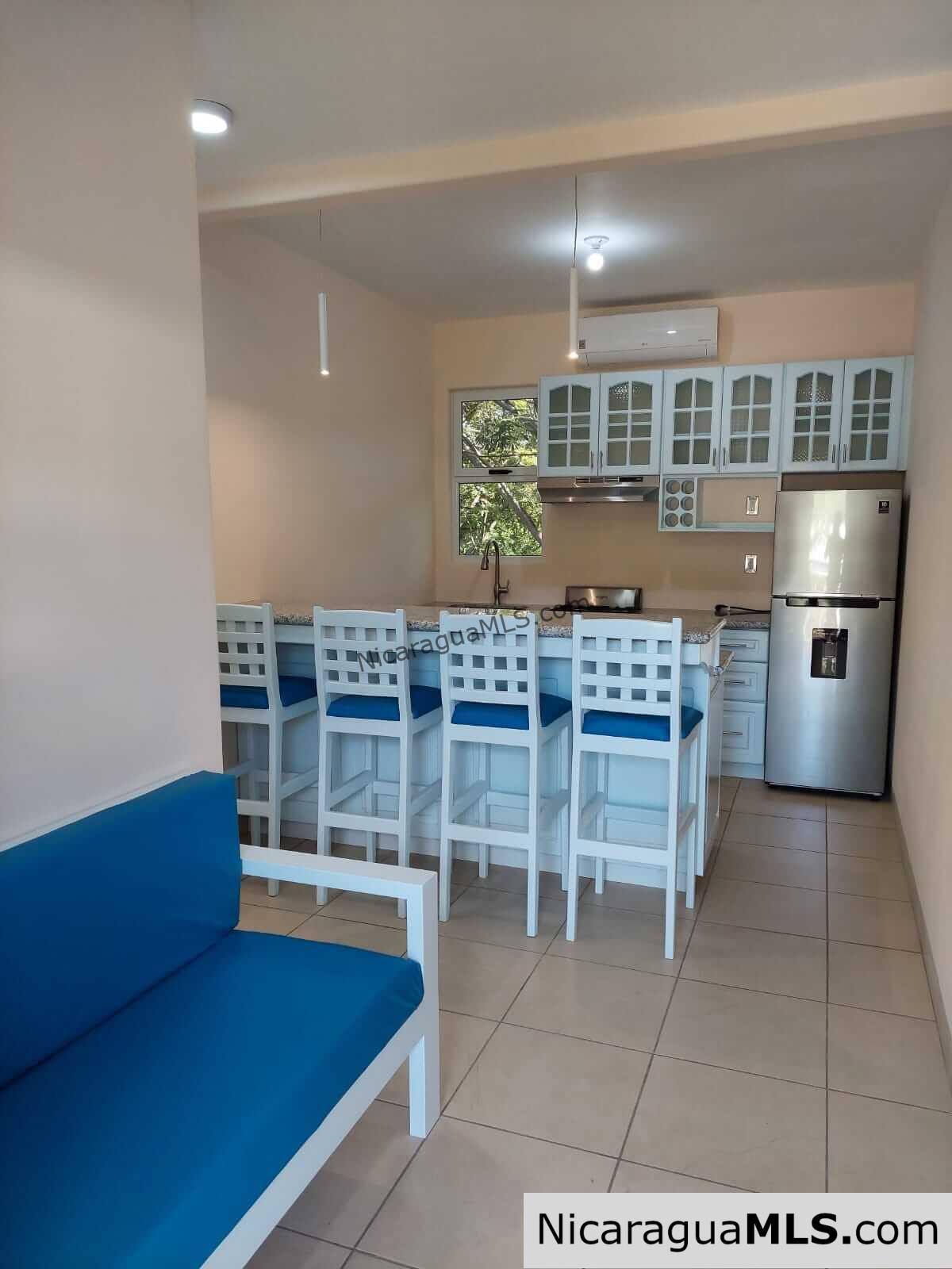 Las Escadas- One & two bdrm Condos - Image 8