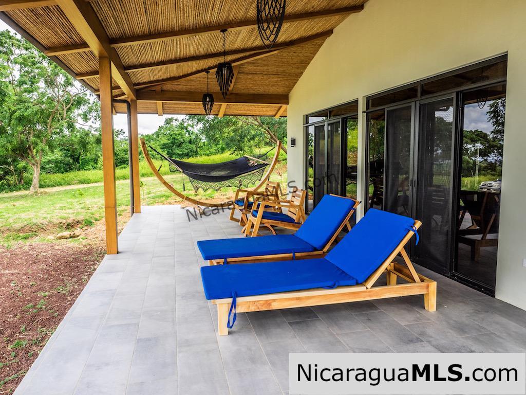 Los Suenos Bungalow for Rent With Access to Tree Casa Amenities - Image 4
