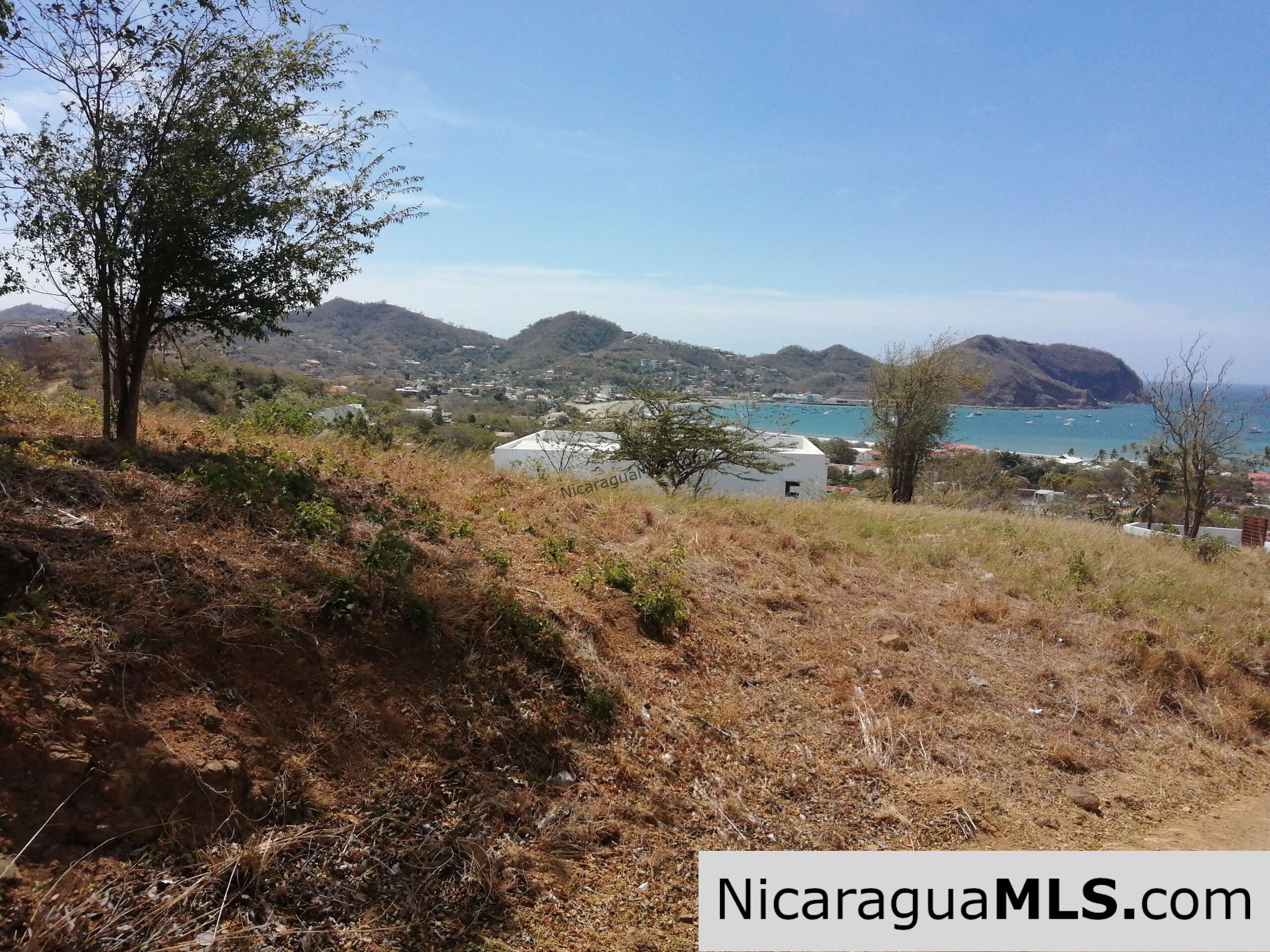 Build your dream vacation home right here! - Image 6