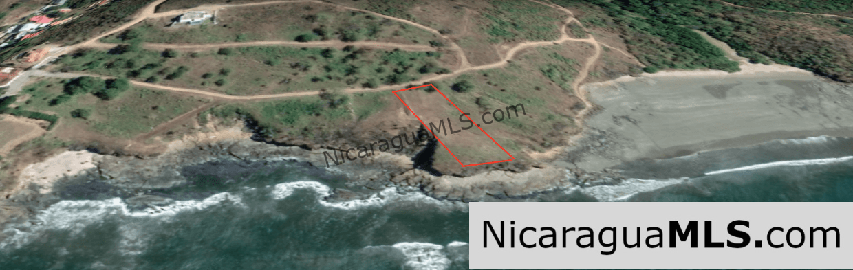 Beachfront lot in Remanso beach, San Juan del Sur-Nicaragua - Image 3