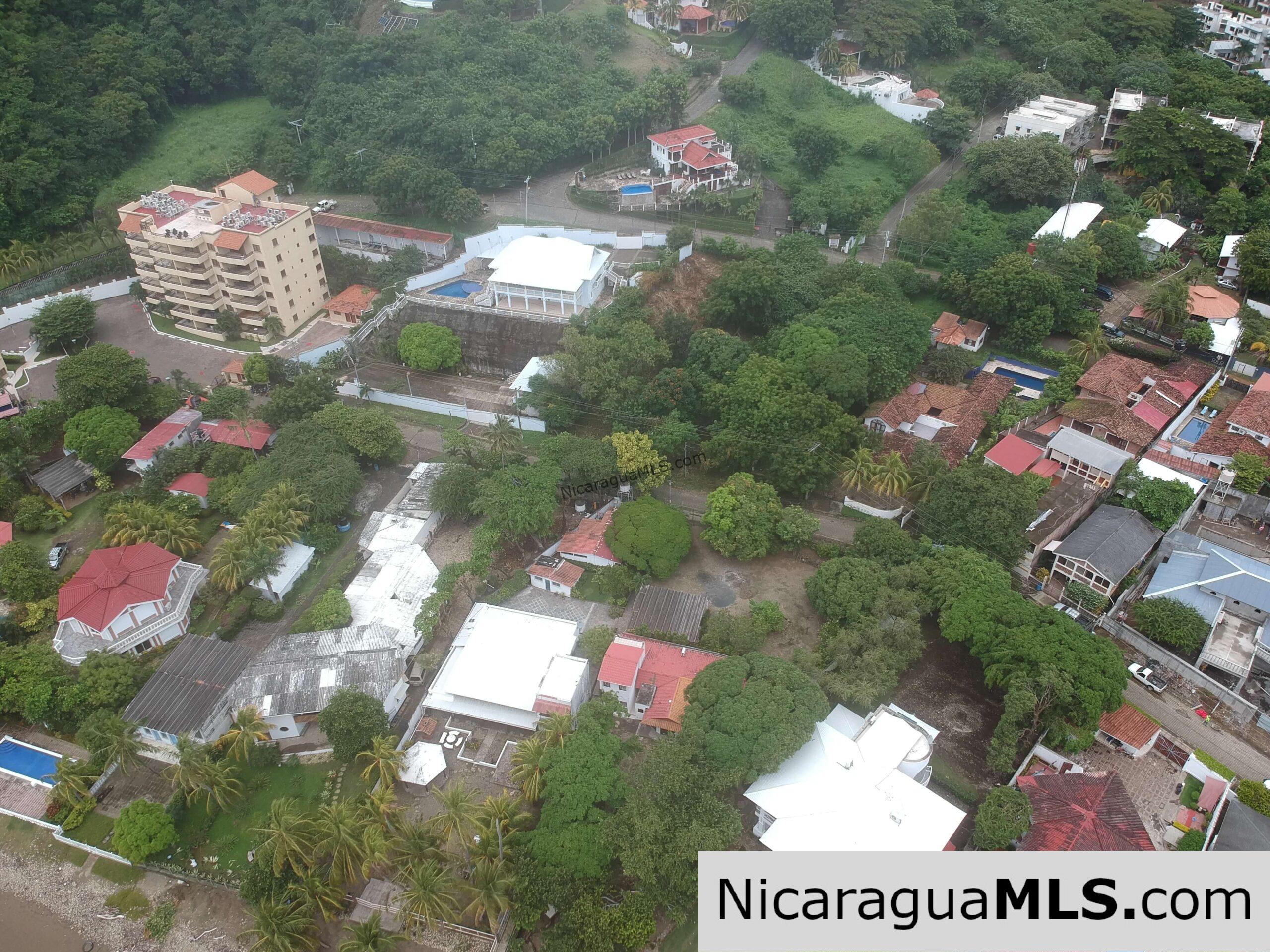 Lot in the Talanguera neighborhood. Near the beach. - Image 6